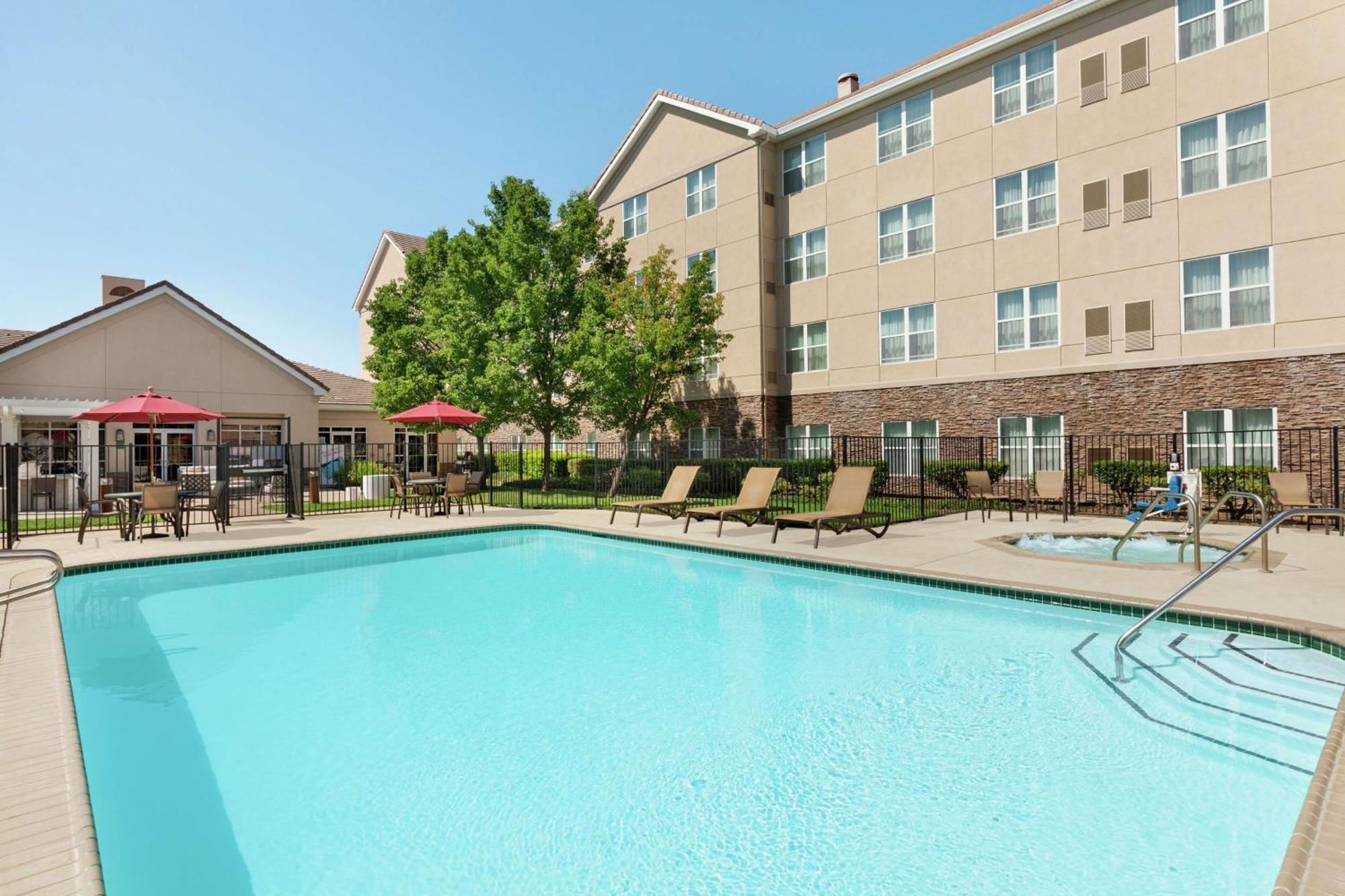 Homewood Suites By Hilton Sacramento/Roseville Exteriér fotografie